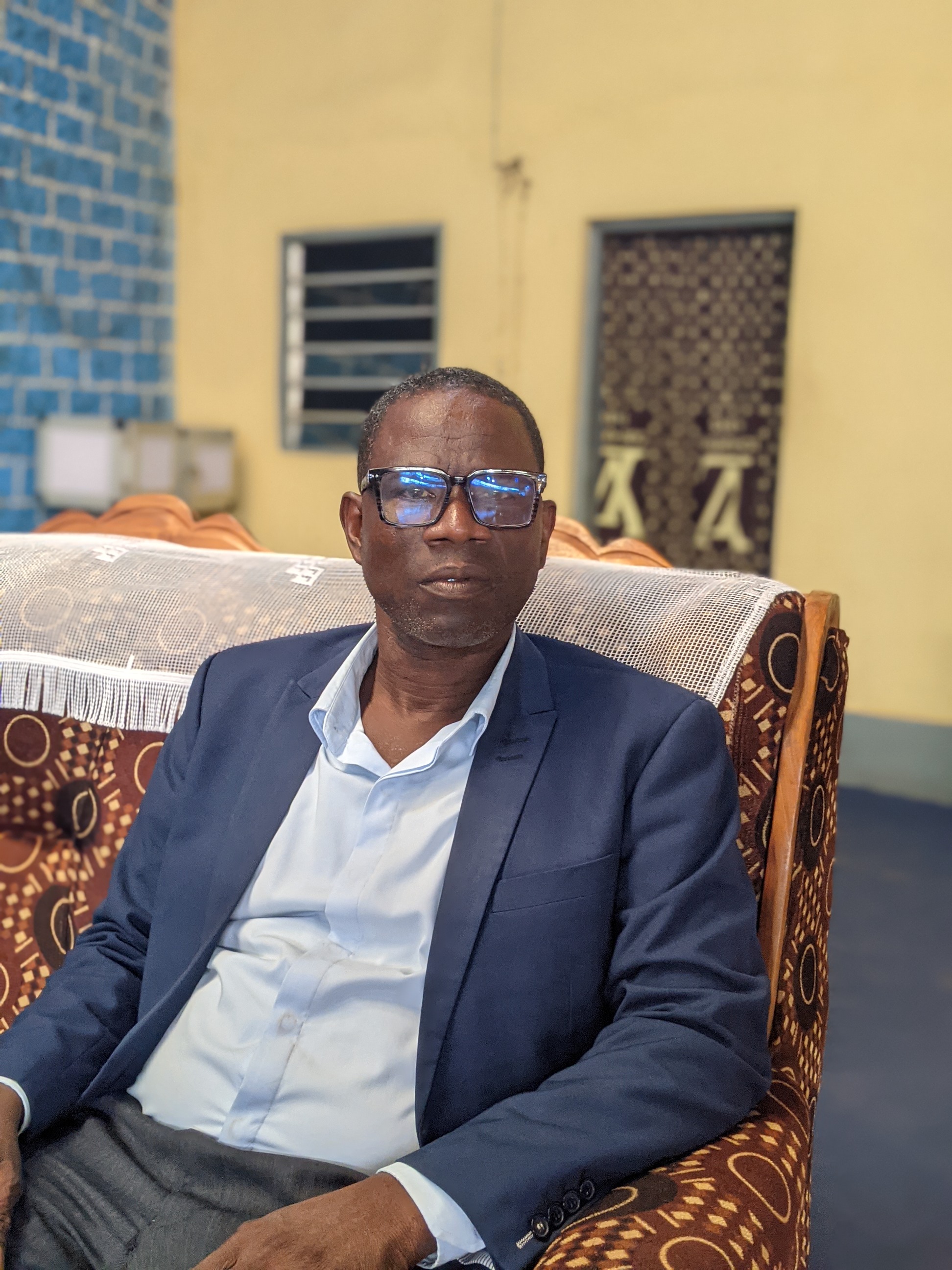 PXL 20251109 111534437.PORTRAIT